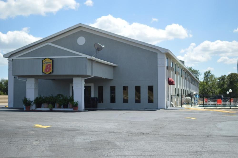 Super 8 by Wyndham Ardmore Image 19
